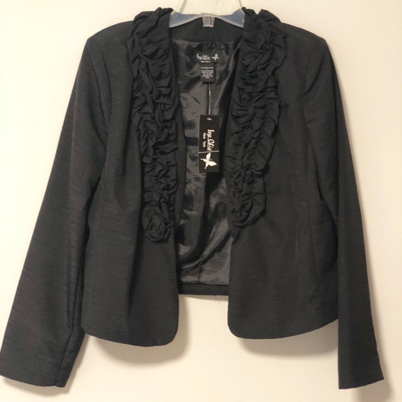 🍸IVY CHIC Ruffle Jacket - Picture 2 of 4